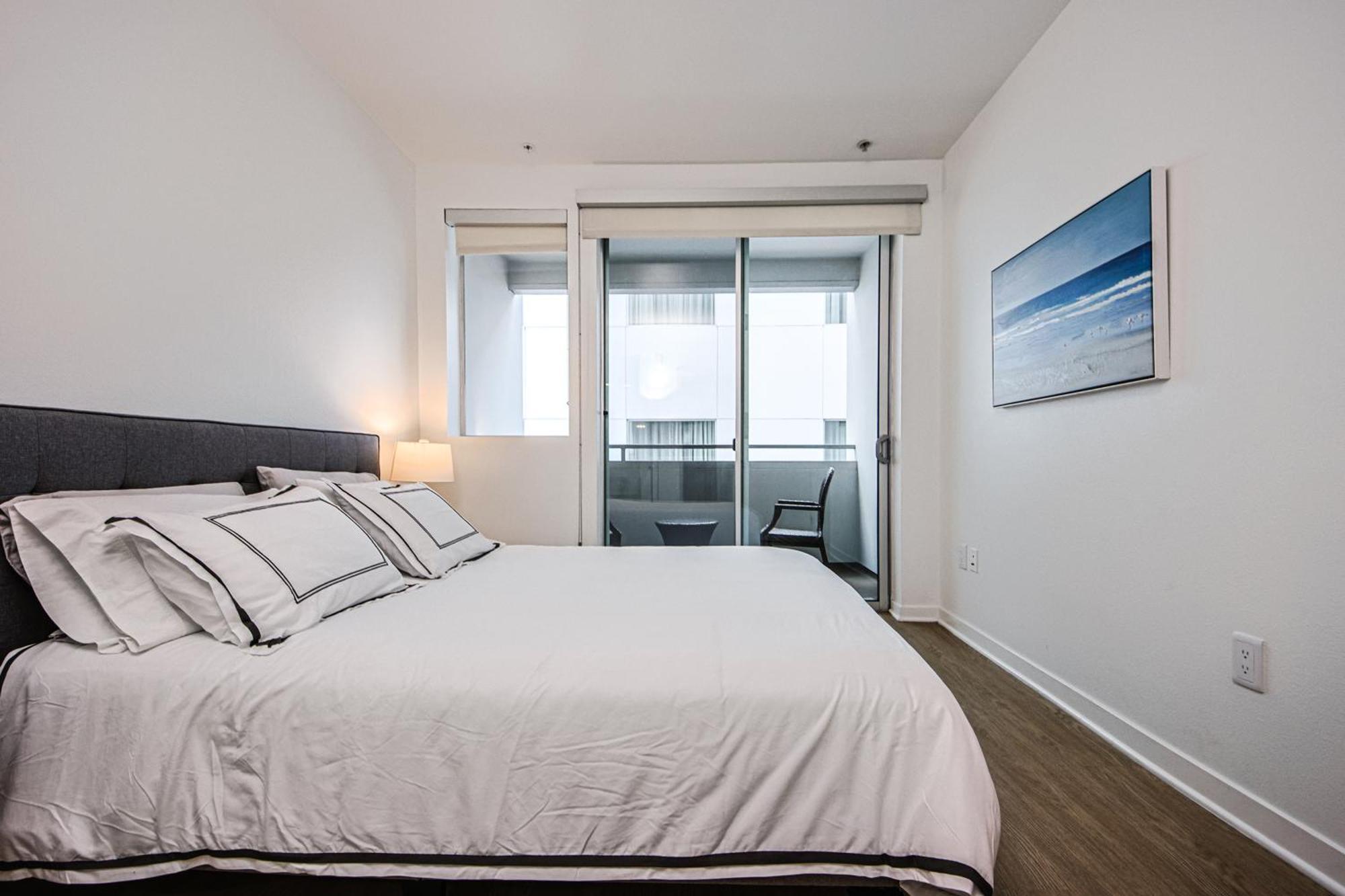 The Carlton- Modern-Luxury 2 Master Suites In Hrt Of Sm Steps To Ocean Ave Los Angeles Exterior foto